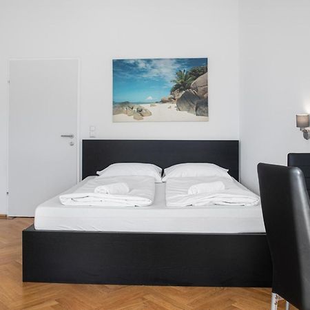 Superb 7Br Shared Apartment- Near Hauptbahnhof Wien Exteriör bild