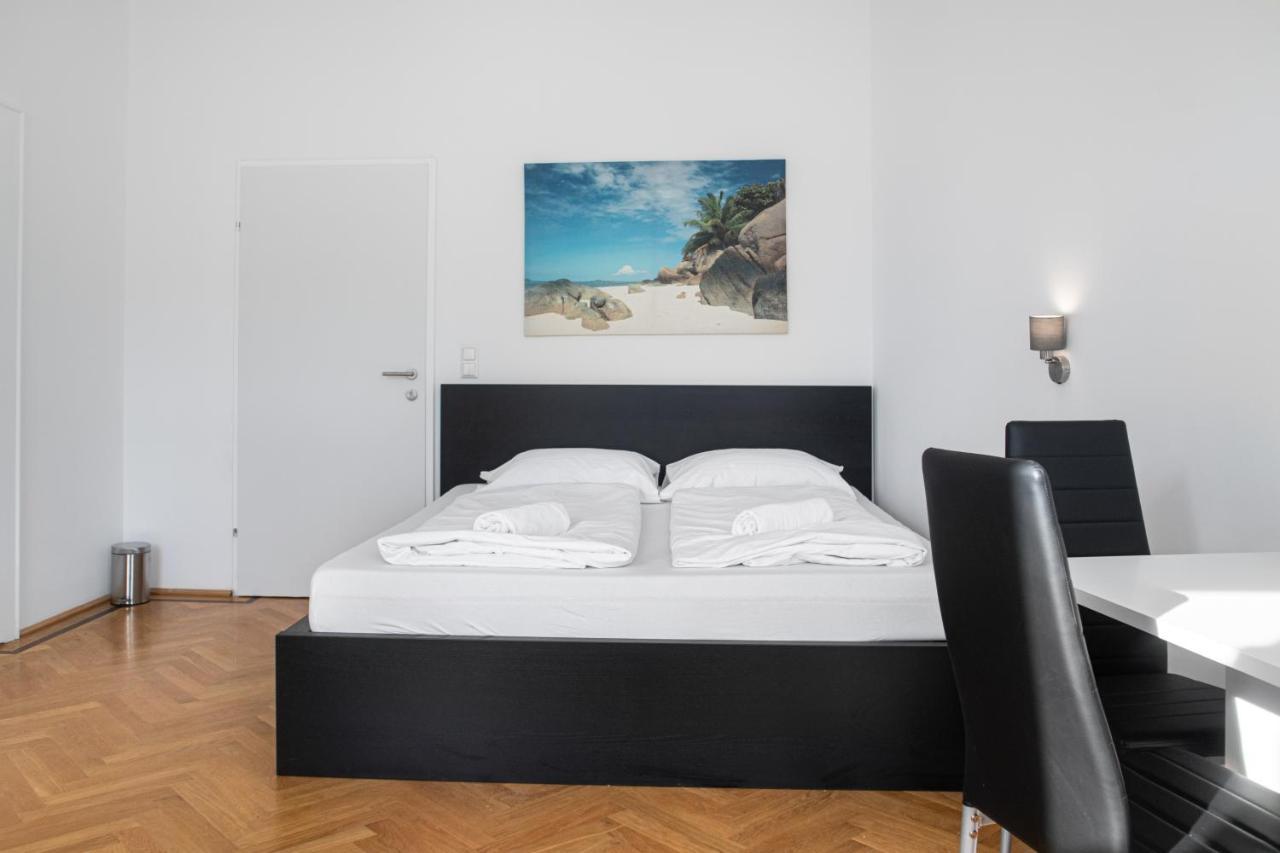 Superb 7Br Shared Apartment- Near Hauptbahnhof Wien Exteriör bild