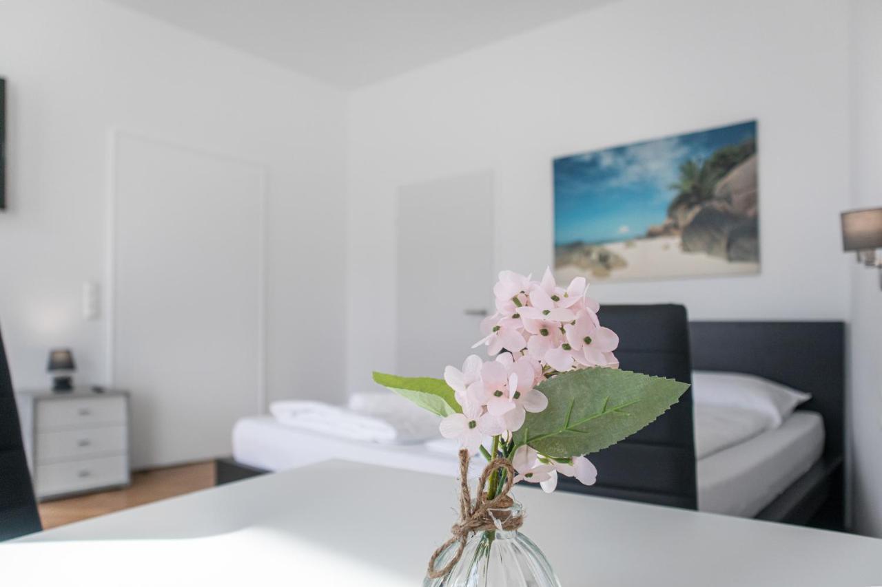 Superb 7Br Shared Apartment- Near Hauptbahnhof Wien Exteriör bild
