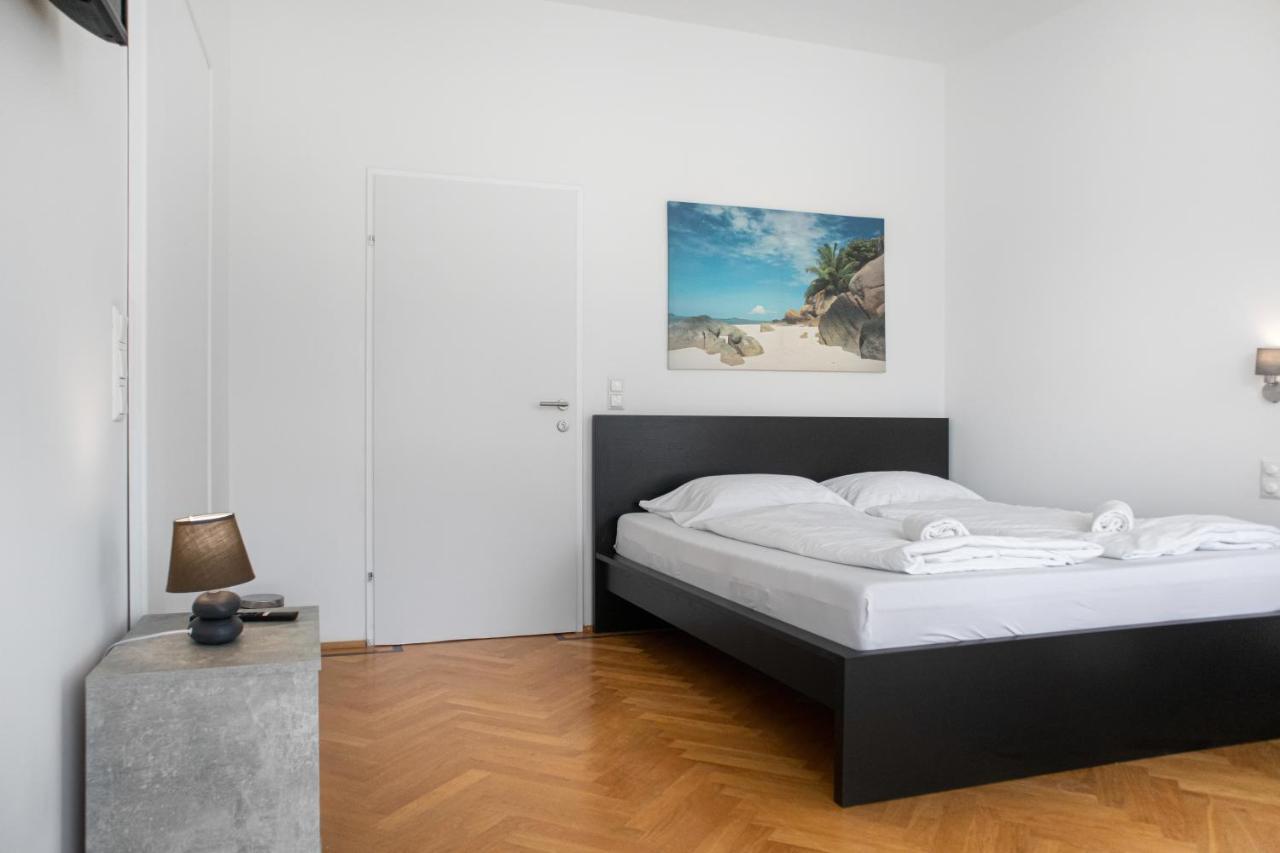 Superb 7Br Shared Apartment- Near Hauptbahnhof Wien Exteriör bild