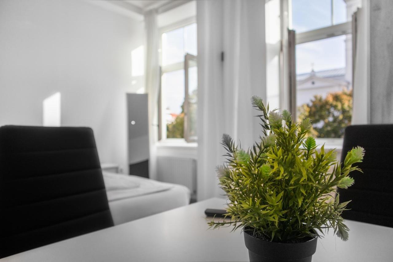 Superb 7Br Shared Apartment- Near Hauptbahnhof Wien Exteriör bild