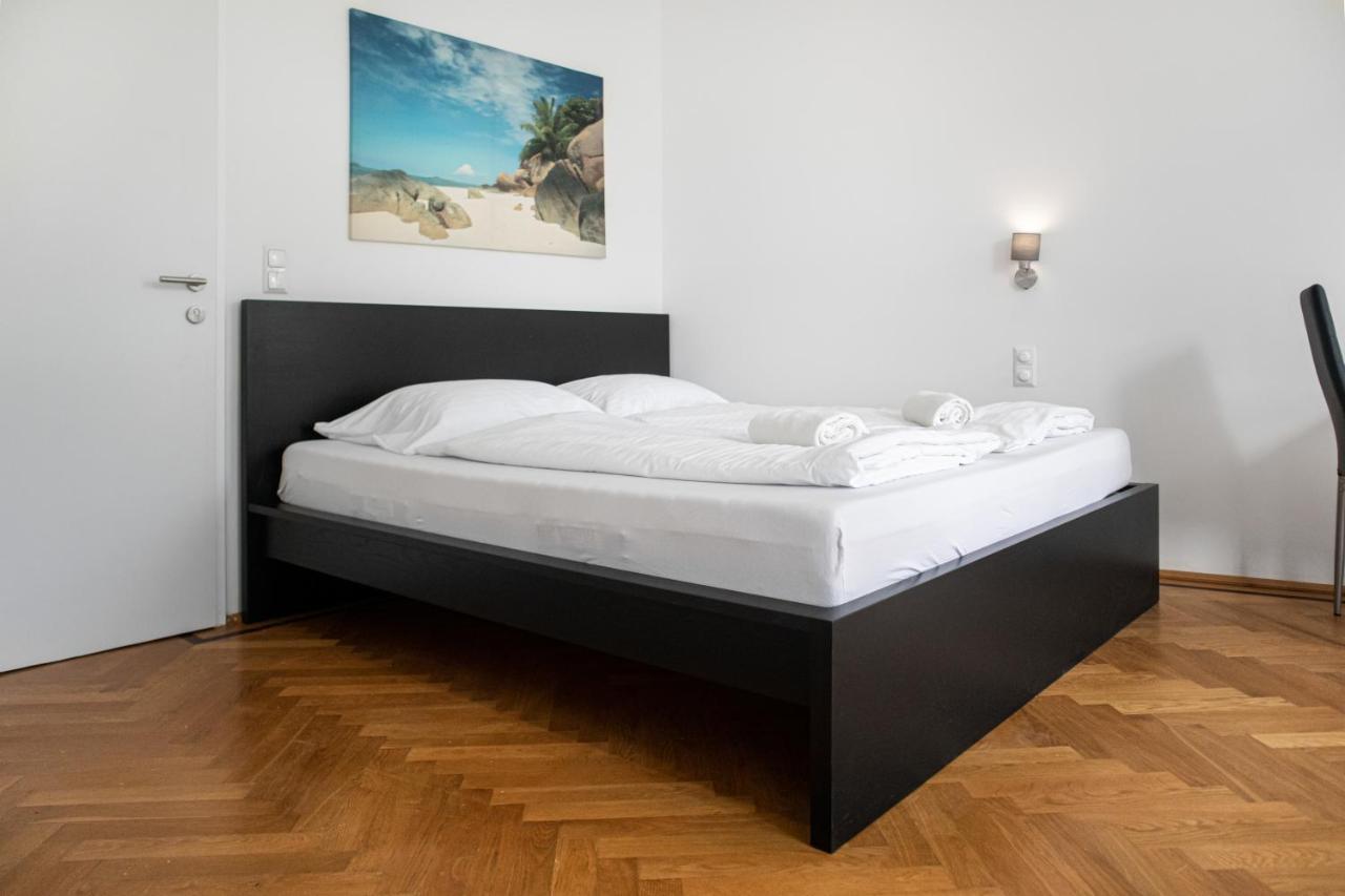 Superb 7Br Shared Apartment- Near Hauptbahnhof Wien Exteriör bild