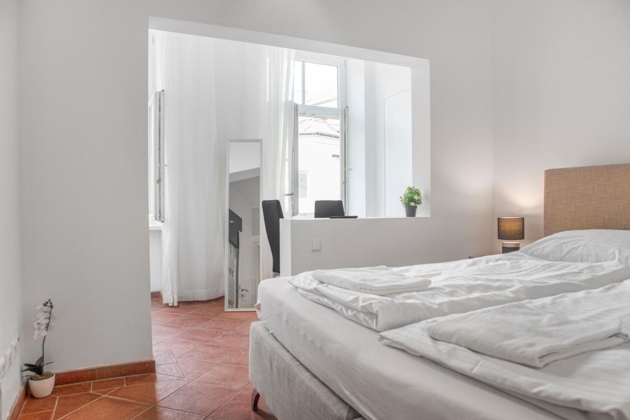 Superb 7Br Shared Apartment- Near Hauptbahnhof Wien Exteriör bild