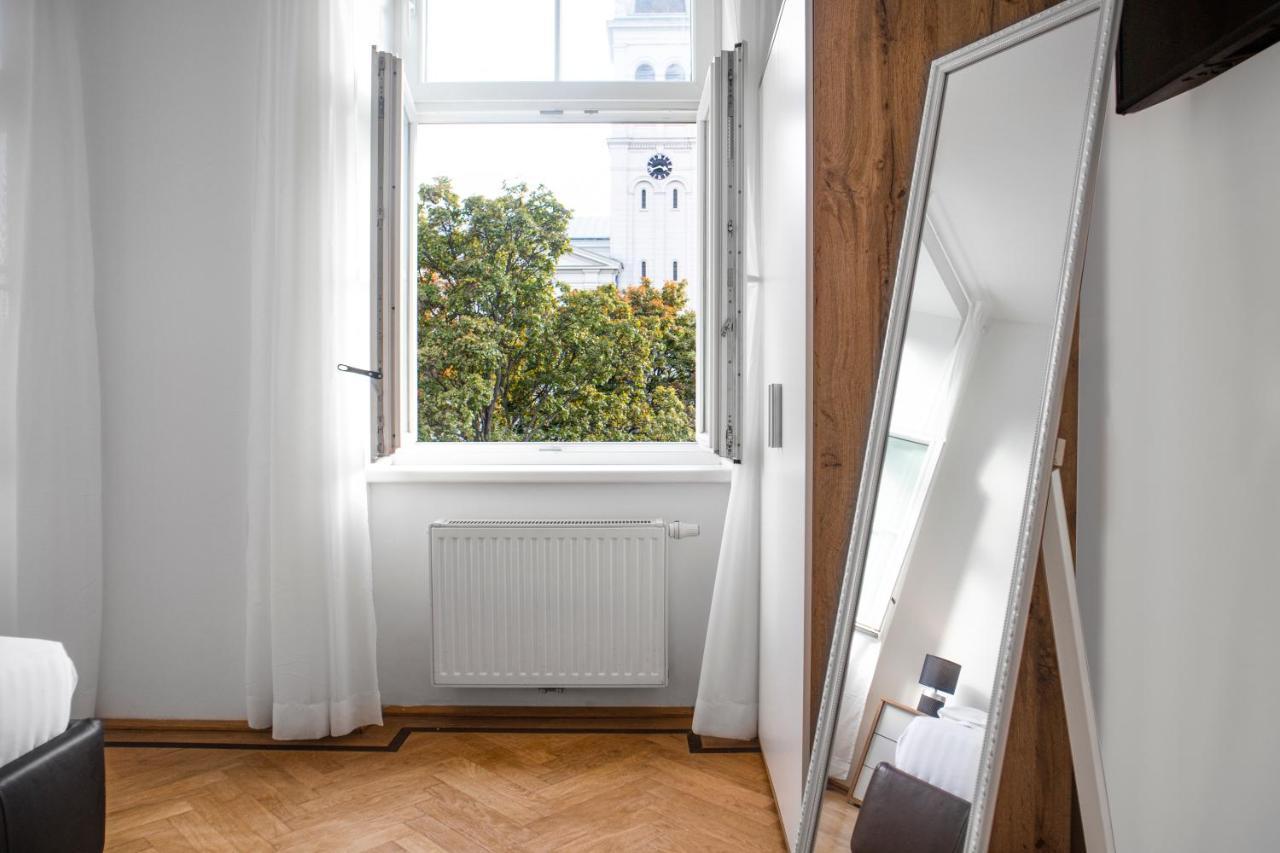 Superb 7Br Shared Apartment- Near Hauptbahnhof Wien Exteriör bild