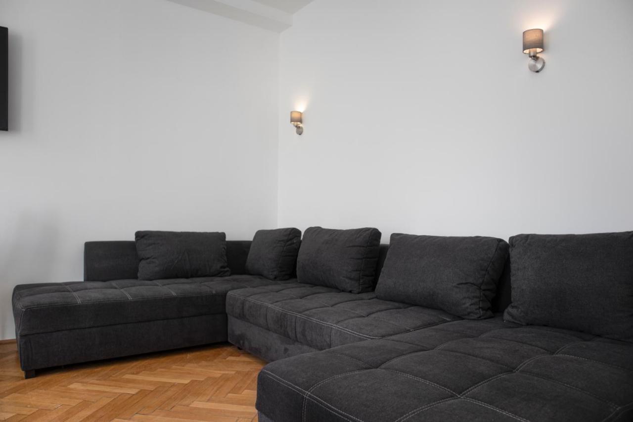 Superb 7Br Shared Apartment- Near Hauptbahnhof Wien Exteriör bild