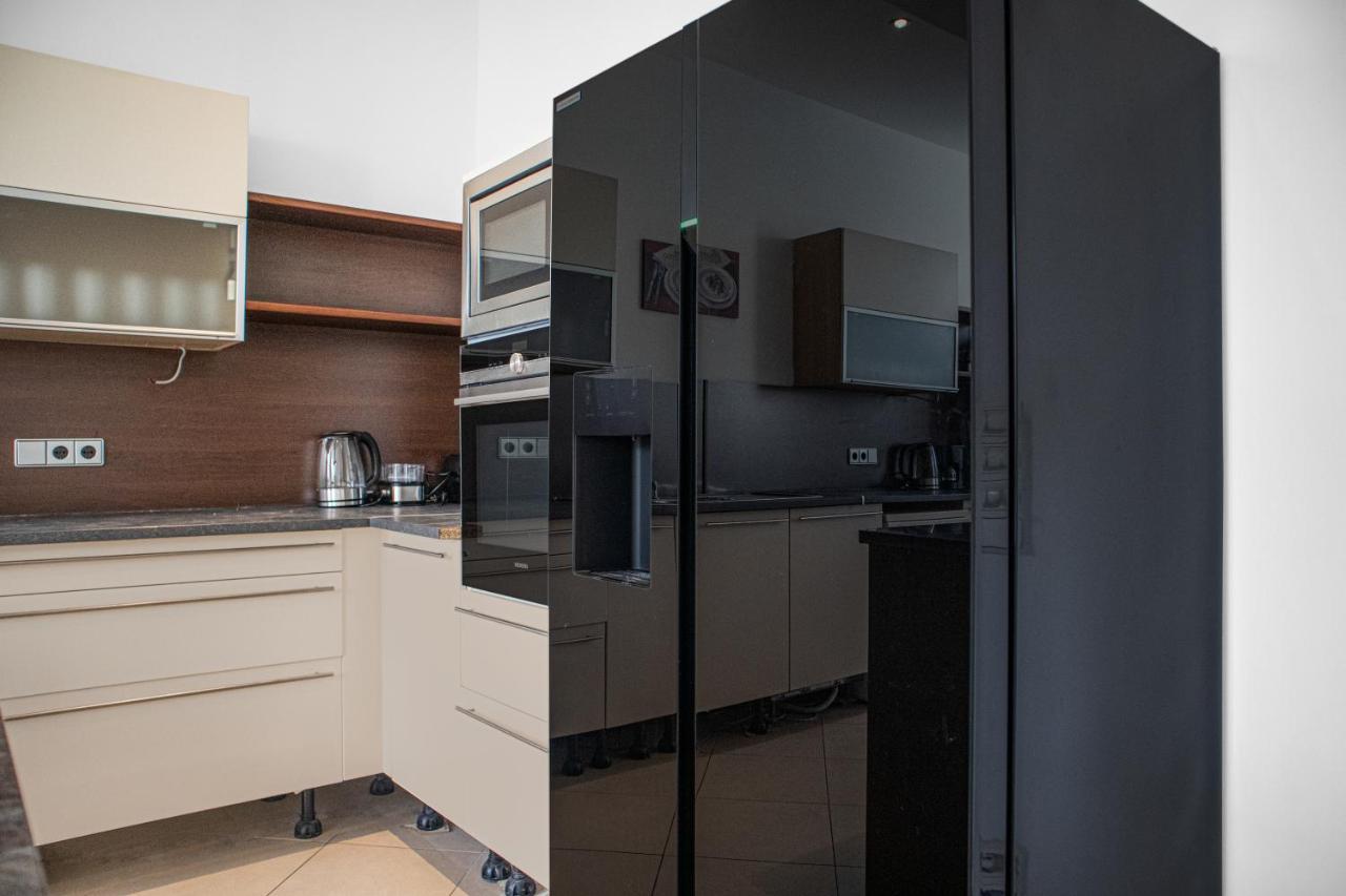 Superb 7Br Shared Apartment- Near Hauptbahnhof Wien Exteriör bild