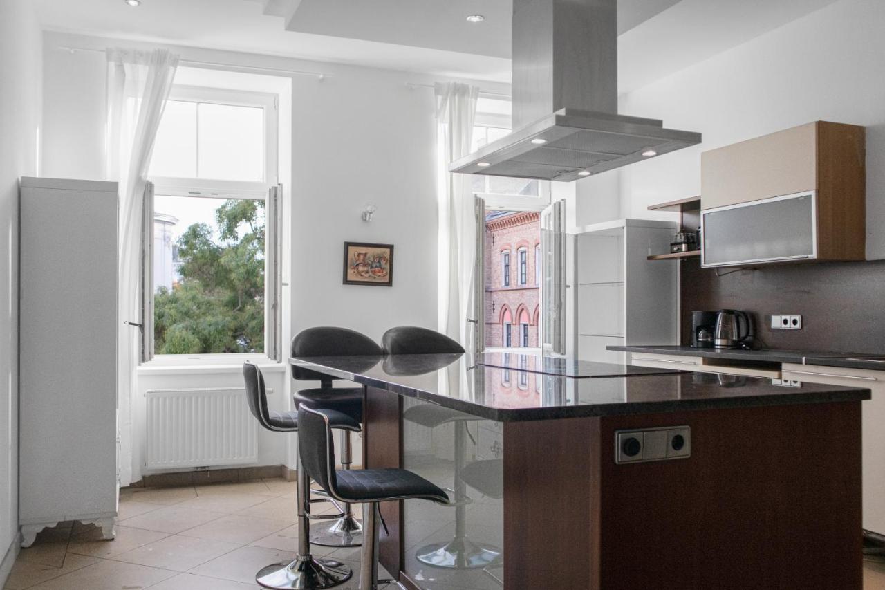 Superb 7Br Shared Apartment- Near Hauptbahnhof Wien Exteriör bild